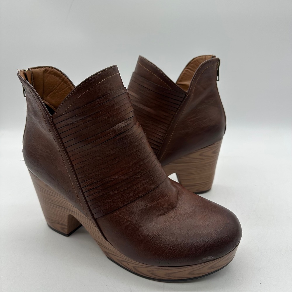 Pierre Dumas Womens Size 10 Pam Clog Boots Brown Faux Leather Platform Ankle